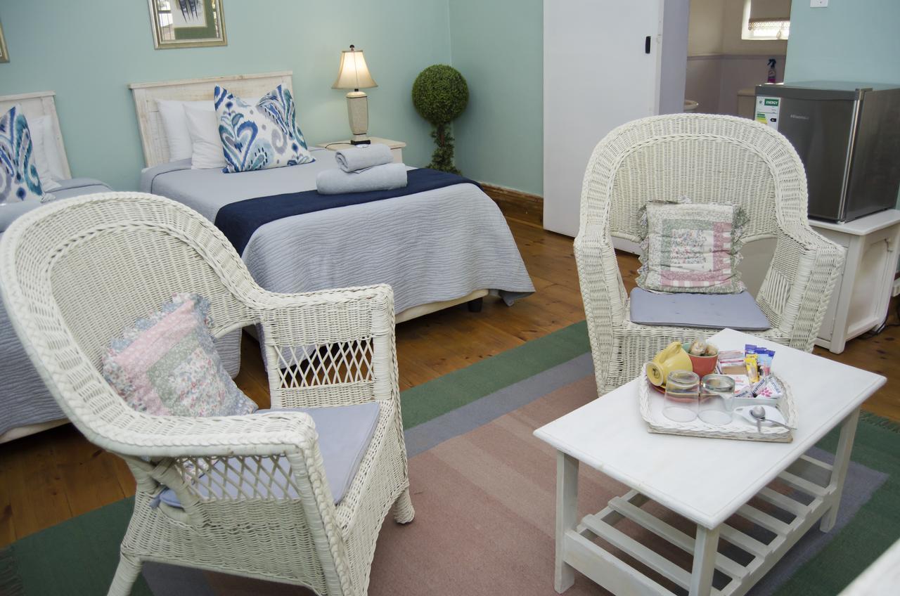 Bed and Breakfast Annies House Крэдок Экстерьер фото