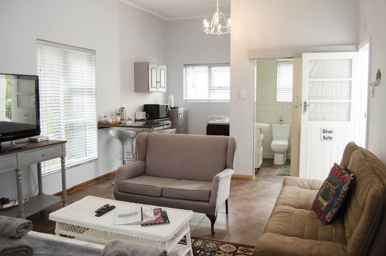 Bed and Breakfast Annies House Крэдок Экстерьер фото