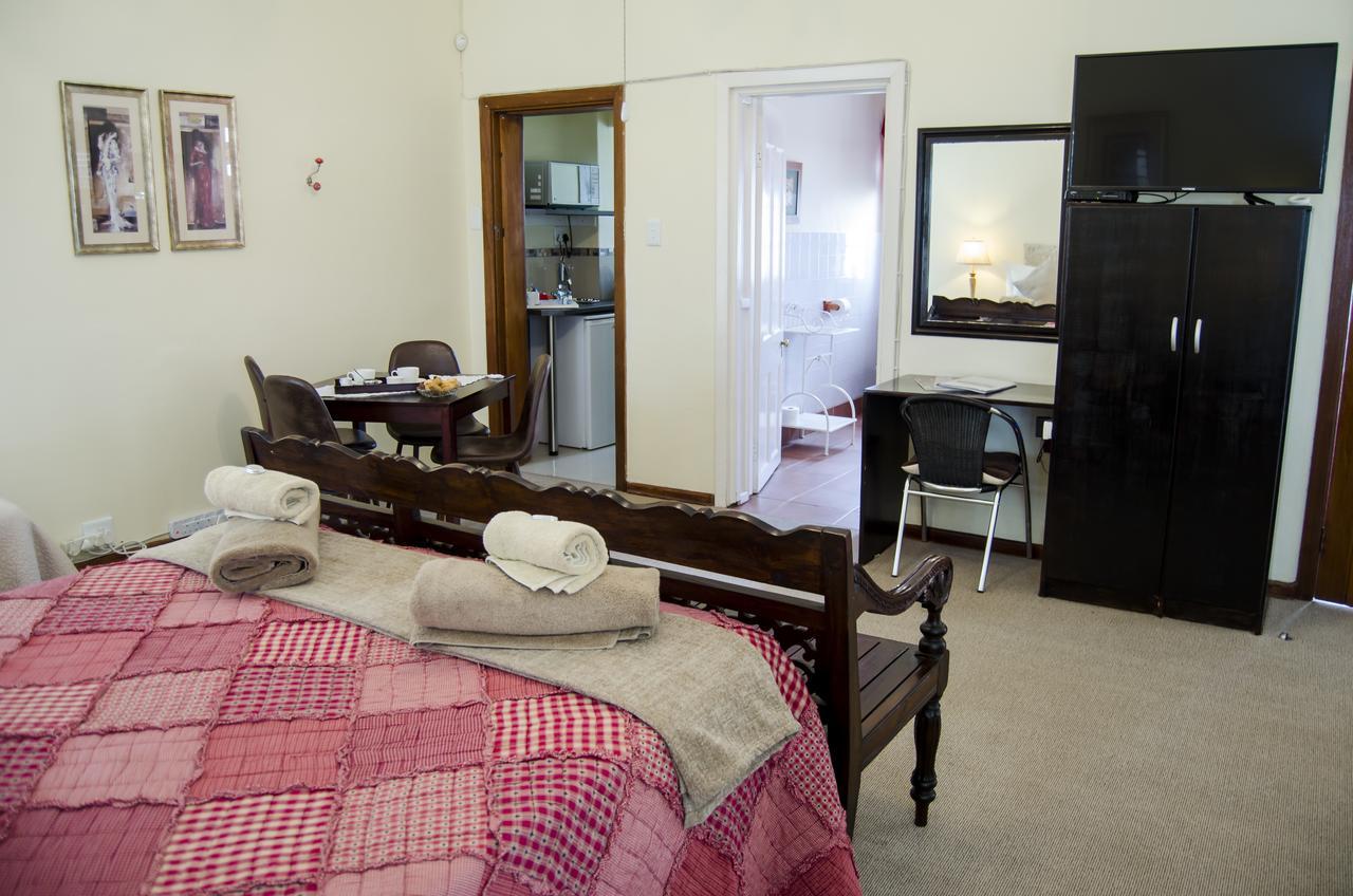 Bed and Breakfast Annies House Крэдок Экстерьер фото